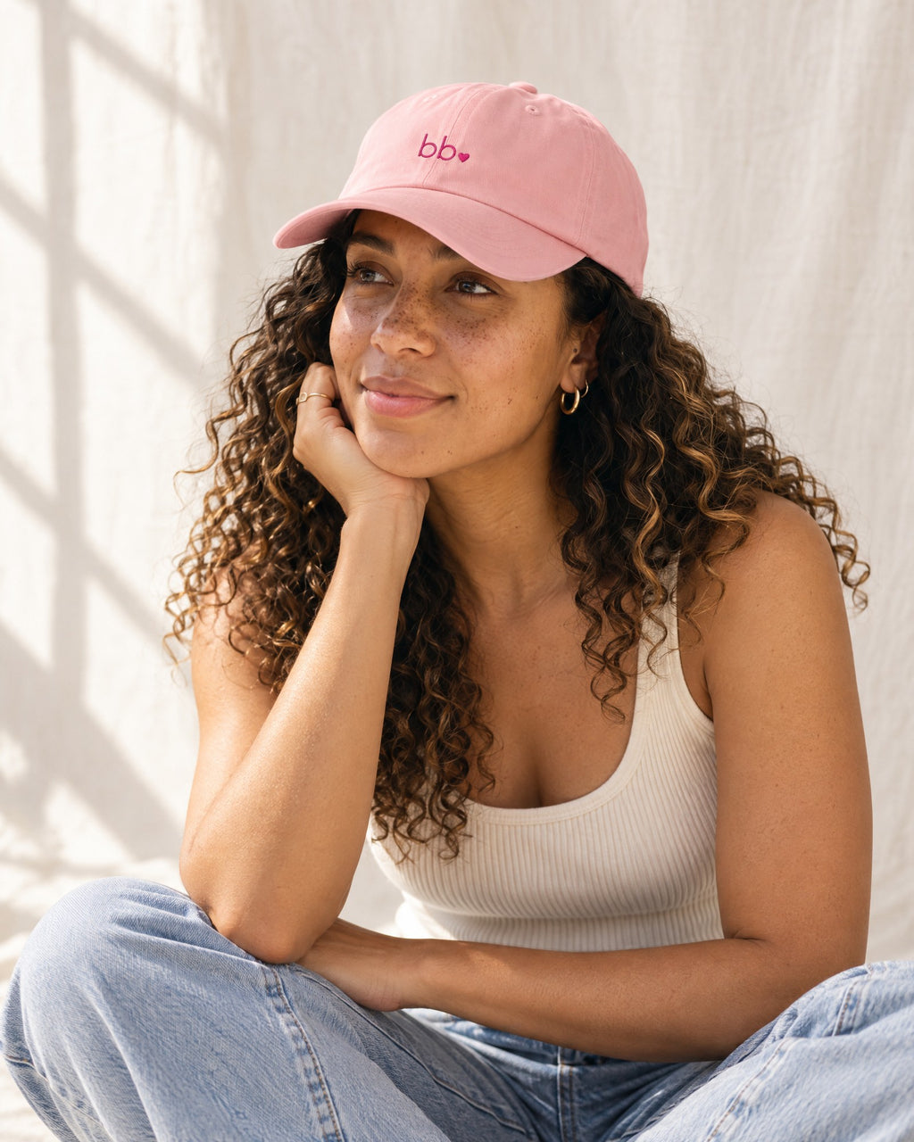 bb♡ Dad Hat – Pink worn by model